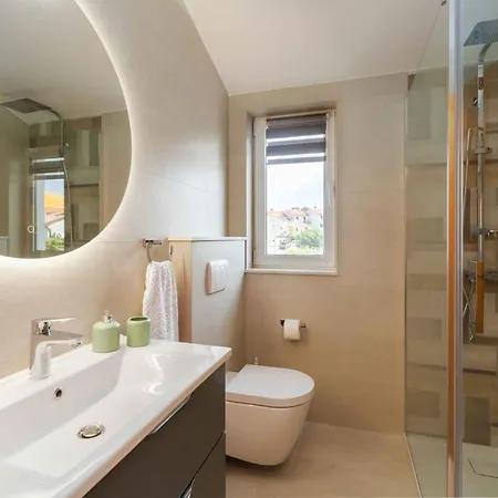 Апартаменти In - Istrien 10277 *