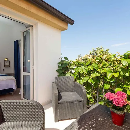 In Porec/istrien 10277 Apartment